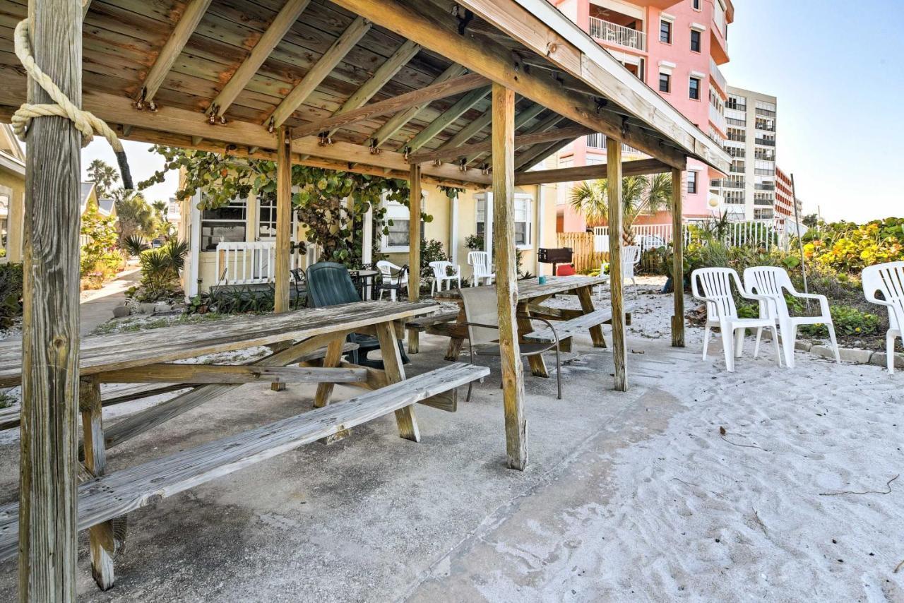 Indian Shores Cottage With Cabana - Steps To Beach! Clearwater Beach Eksteriør bilde